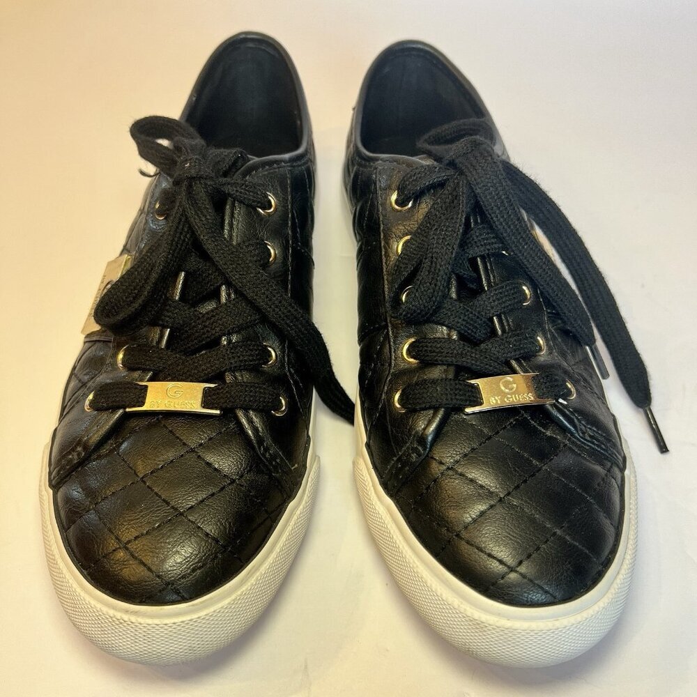 G By Guess Quilted Lace Up Sneakers Women's Size 6.5 Black Leather - Picture 3 of 7